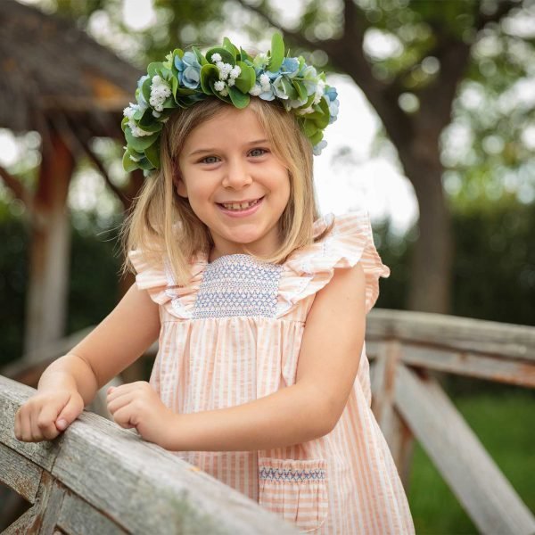 Vestido de niña con estampado de rayas y bolsillos